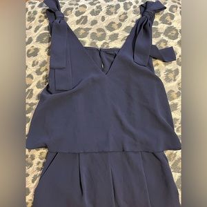 🌀 EUC NAVY ROMPER 🌀